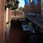 Clemens Отель