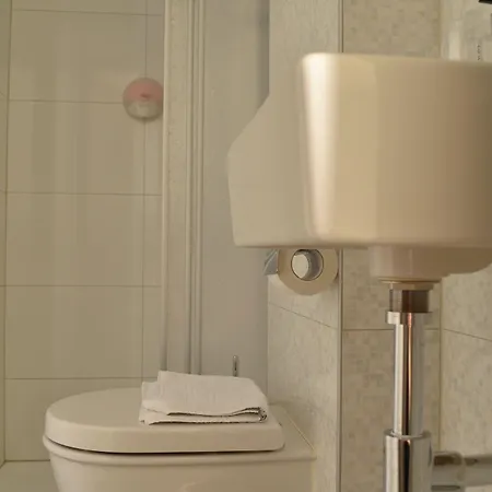 Clemens Ξενοδοχείο 3*