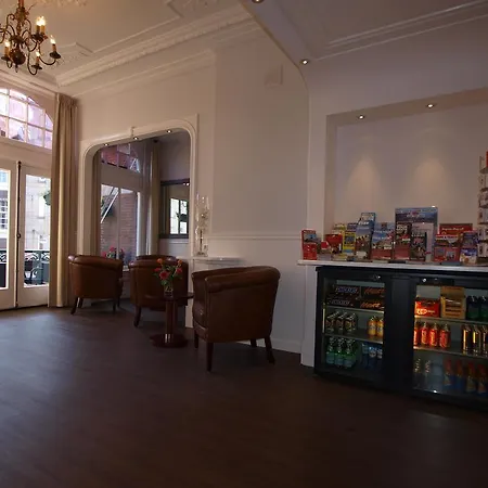 Clemens Hotel