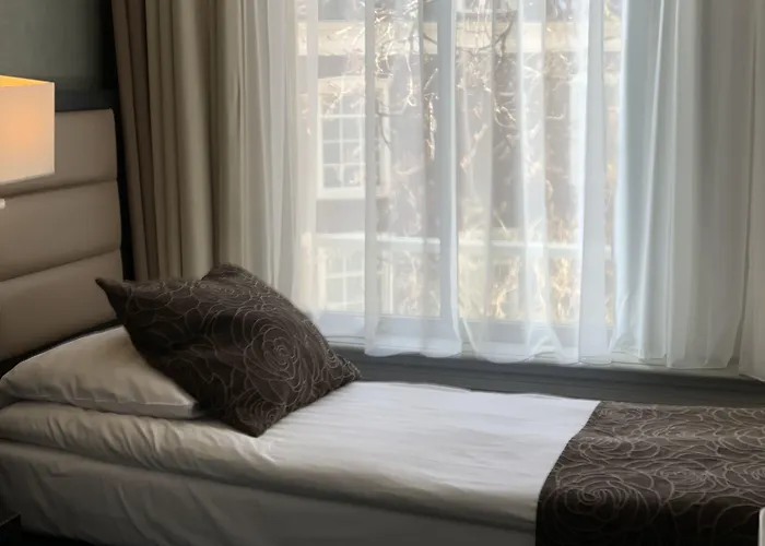 클레멘스 암스테르담